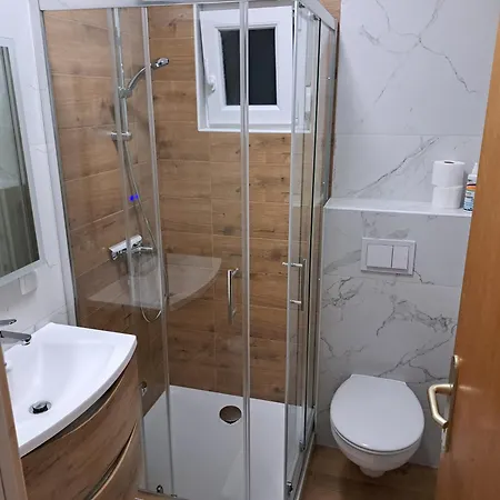 Apartman Apartments Vili *
