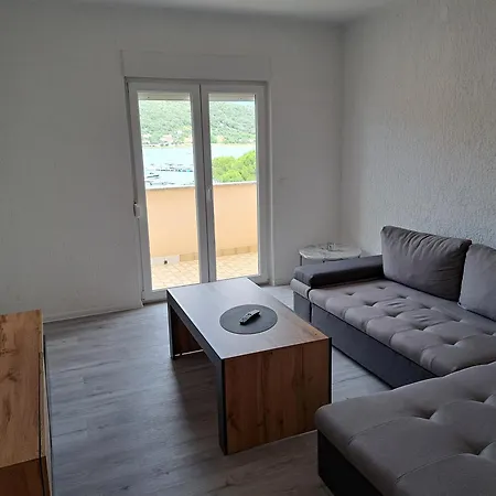 Apartman Apartments Vili *